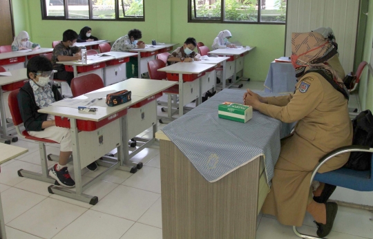 Antusiasme Siswa SD Ikuti KSN dengan Protokol Kesehatan