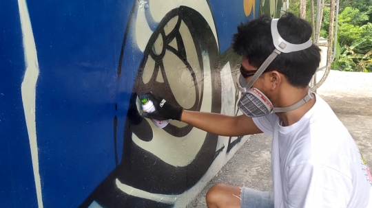 Karya Mural di Tembok Flyover Malang