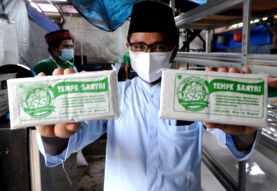 Tempe Produksi Santri di Depok