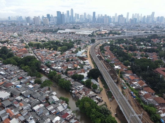 2021, PDB Indonesia Diprediksi Tumbuh 4,9 Persen