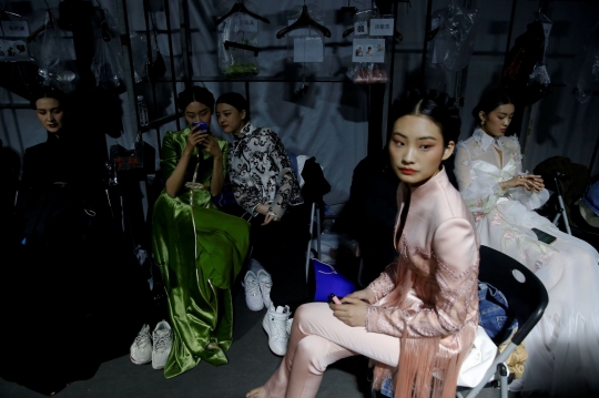 Dari Belakang Panggung China Fashion Week