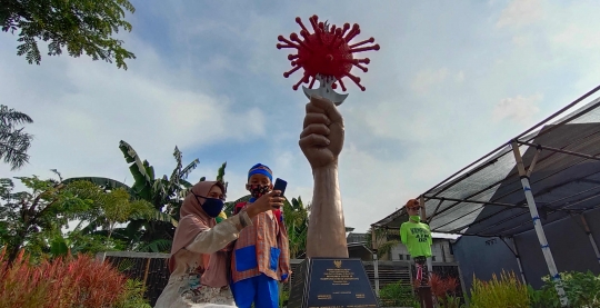 Tugu Simbol Perlawanan Covid-19