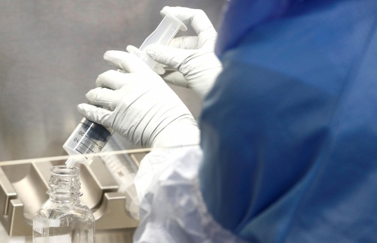 Melihat Pembuatan Vaksin Covid-19 di Lab BioNTech