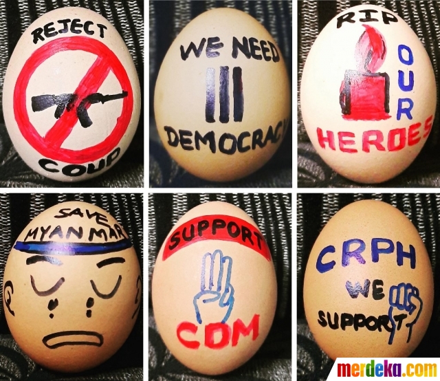 Foto : Telur-Telur Paskah Pendukung Demonstran Menentang ...