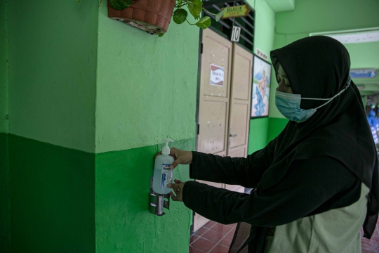 Persiapan Uji Coba Sekolah Tatap Muka di SDN Kenari 08