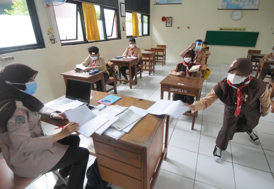 Mulai Hari Ini, 85 Sekolah di Jakarta Uji Coba Belajar Tatap Muka