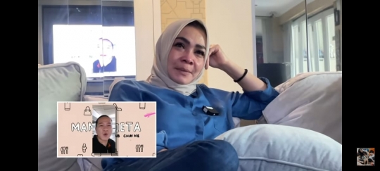 Mama Rieta Tak Henti Menangis Reaction Video Perayaan Ulang Tahunnya, Ini Potretnya
