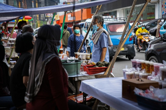 Berburu Menu Buka Puasa di Pasar Takjil Benhil