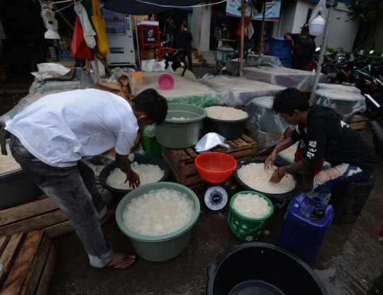 Geliat Penjualan Kolang-kaling di Tengah Ramadan