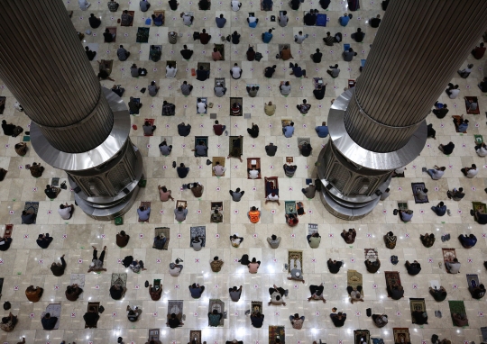 Ramadan, Salat Jumat di Masjid Istiqlal Dibatasi