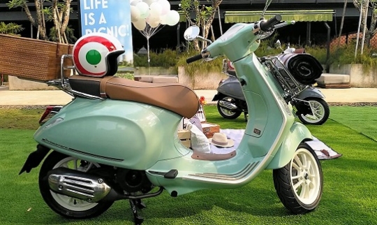 Let's Picnic with New Vespa Picnic Limited Edition!