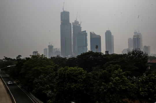 Tersamar Kabut Polusi Udara di Jakarta