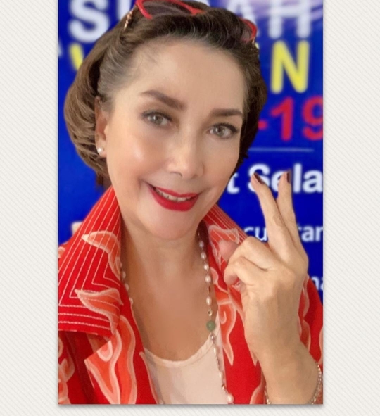 Widyawati Tak Pernah Terlihat Tua, Tetap Cantik di Usia 70 Tahun