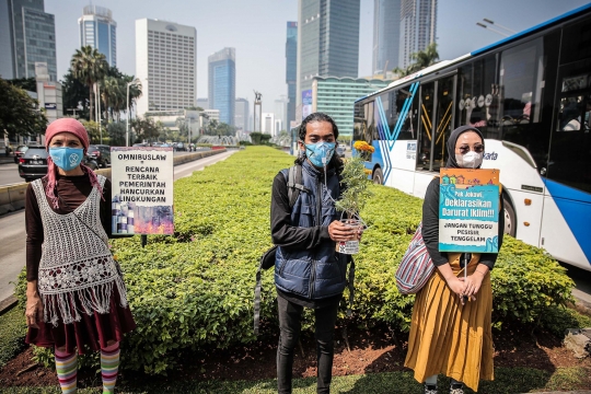 Aksi Peringatan Hari Bumi