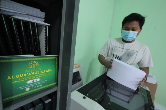 Intip Produksi Alquran Braille di Taman Tunanetra Tangsel