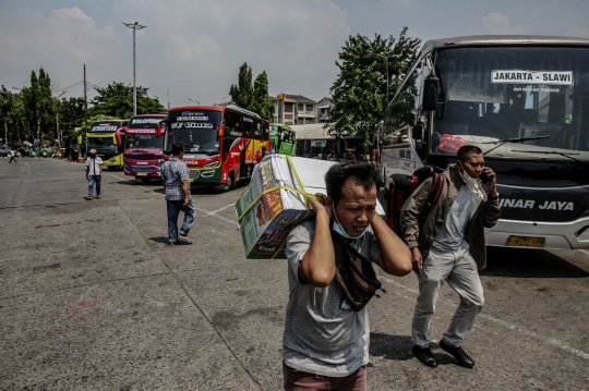 Nekat Pulang Kampung di Tengah Larangan Mudik