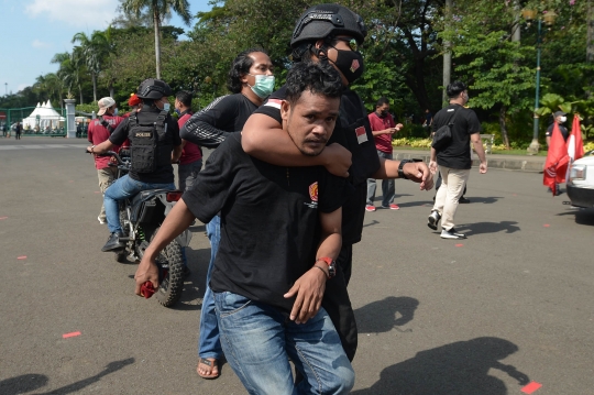 Ricuh di Aksi May Day, Polisi Amankan Puluhan Pengunjuk Rasa