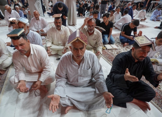 Doa Muslim Irak Saat Berburu Malam Lailatul Qadar