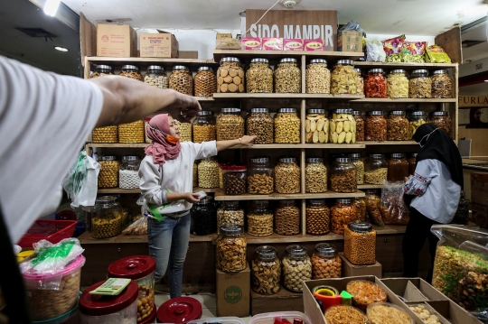 Penjualan Kue Kering Menggeliat Jelang Lebaran