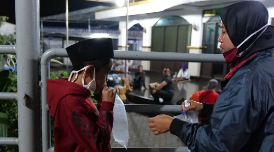 Tes GeNose C19 Bagi Penumpang di Pelabuhan Merak