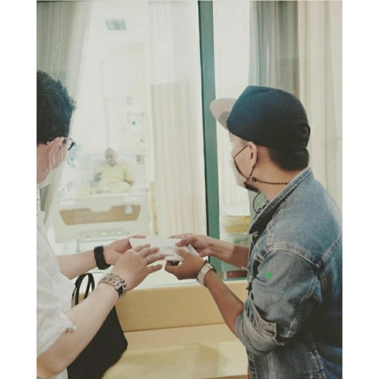 Kondisi Terbaru Komedian Sapri Usai Dirawat di ICU, Sudah Sadar dan Bisa Tersenyum