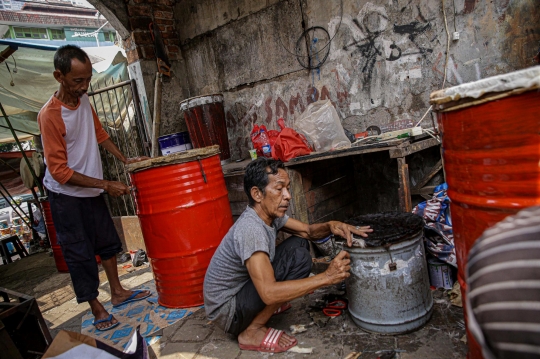 Jelang Lebaran, Pedagang Bedug Mulai Menjamur di Tanah Abang