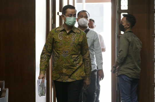 Mantan Menteri Sosial Juliari Batubara Jalani Sidang Lanjutan Suap Bansos Covid-19