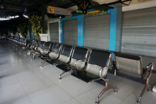 Potret Sunyi Terminal Arjosari Malang pada H-3 Lebaran