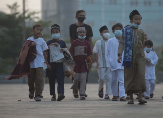 Suasana Pelaksanaan Salat Idulfitri di Senen