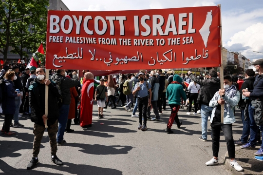Demonstran di Sejumlah Negara Protes Penyerangan Israel ke Jalur Gaza