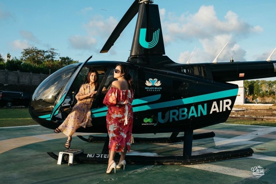 5 Potret Keluarga Ruben Onsu dan Sarwendah Nikmati Pemandangan Bali Naik Helikopter