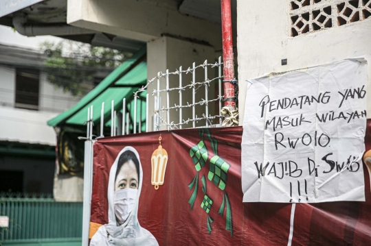 Spanduk Peringatan untuk Pemudik Hiasi Jakarta