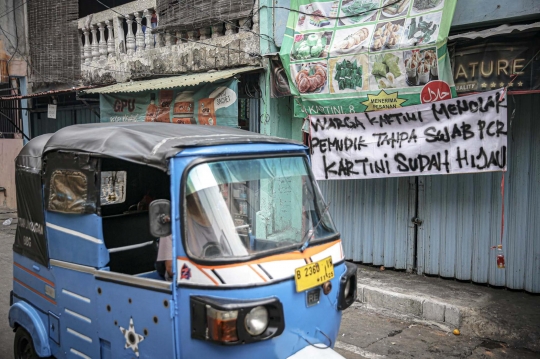 Spanduk Peringatan untuk Pemudik Hiasi Jakarta