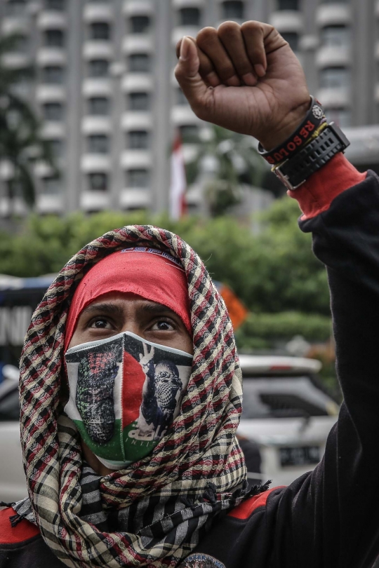 Massa Buruh KSPI Gelar Aksi Solidaritas untuk Palestina