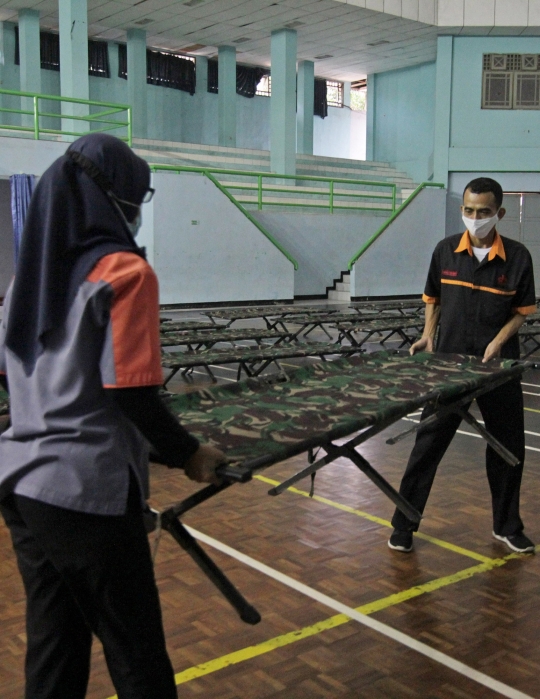 Tempat Singgah Sementara Bagi Pemudik di GOR Cipayung