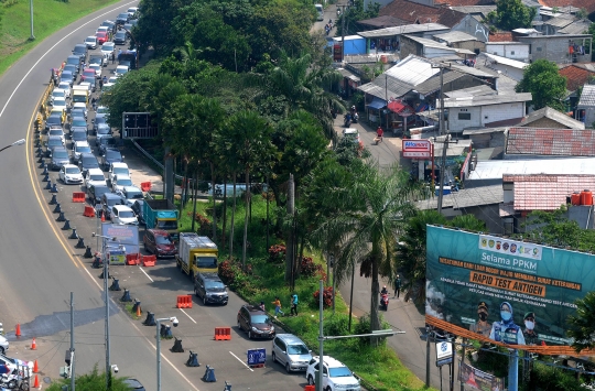 Libur Lebaran Usai, Kawasan Puncak Terpantau Masih Macet