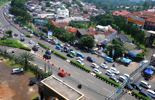 Libur Lebaran Usai, Kawasan Puncak Terpantau Masih Macet