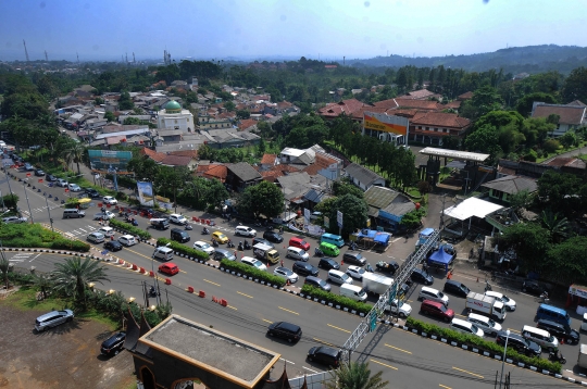 Libur Lebaran Usai, Kawasan Puncak Terpantau Masih Macet