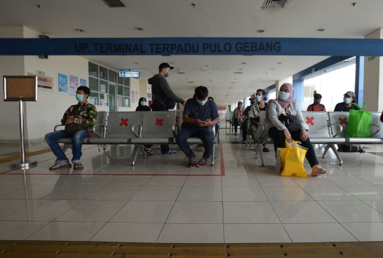 Arus Balik Lebaran, Tiga Pemudik di Terminal Pulogebang Positif Covid-19