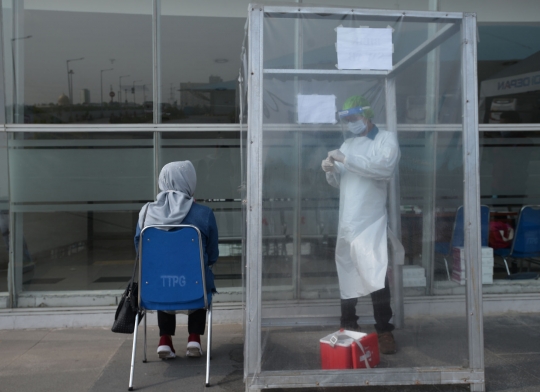 Arus Balik Lebaran, Tiga Pemudik di Terminal Pulogebang Positif Covid-19