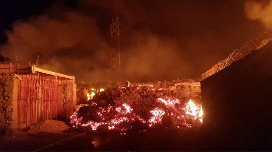 Letuasan Gunung Berapi Nyiragongo Merahkan Langit Kongo