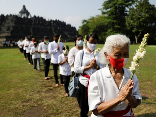 Perayaan Waisak 2565 BE di Candi Borobudur