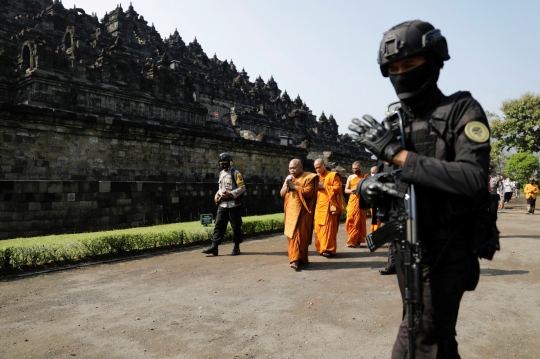 Perayaan Waisak 2565 BE di Candi Borobudur
