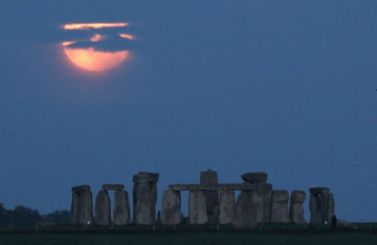 Penampakan Supermoon di Sejumlah Negara