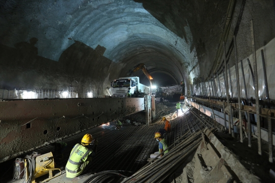 Melihat Proyek Terowongan Jalur Kereta Cepat Jakarta-Bandung