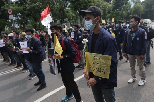 Mahasiswa Tolak Tes Wawasan Kebangsaan dan Pelantikan Pegawai KPK Jadi ASN