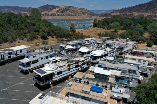 Potret Waduk Danau Oroville di California yang Terus Menyusut