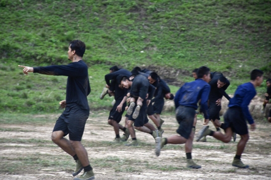 Intip Latihan Militer Gerilyawan Pemberontak Myanmar