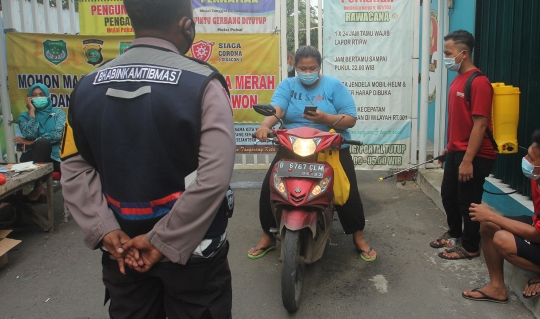 57 Warga Positif Covid-19, RW di Tangerang Lockdown