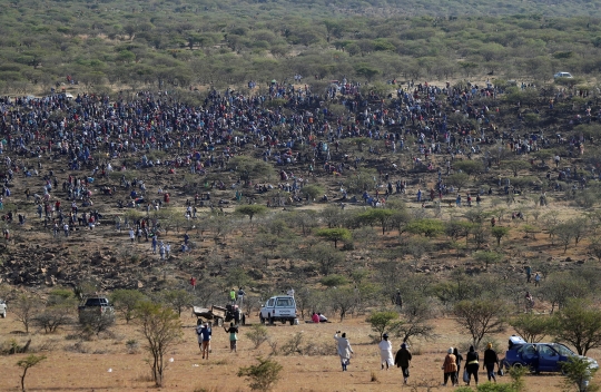 Ribuan Warga Afrika Selatan Berburu Batu yang Diyakini Berlian